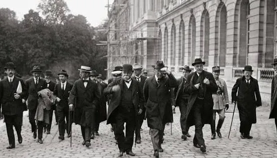 Fördragen 1919-1923: nya gränser och förflyttade befolkningar