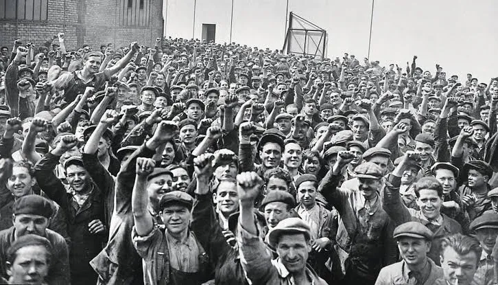 Folkfronten och de sociala framstegen 1936