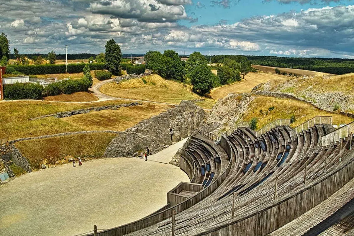 Glömda, historiska och administrativa huvudstäder